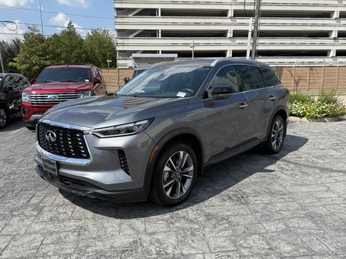 2024 INFINITI QX60 LUXE