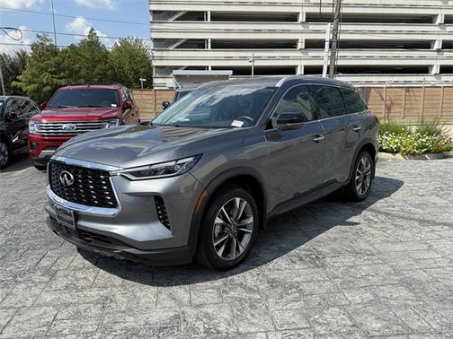 2024 INFINITI QX60 LUXE