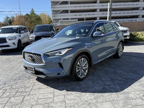 2023 INFINITI QX50 LUXE