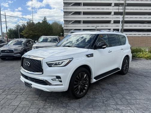 2024 INFINITI QX80 SENSORY