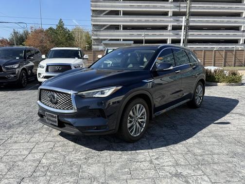 2023 INFINITI QX50 LUXE