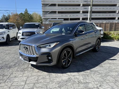 2023 INFINITI QX55 LUXE