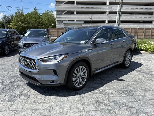 2025 INFINITI QX50 LUXE