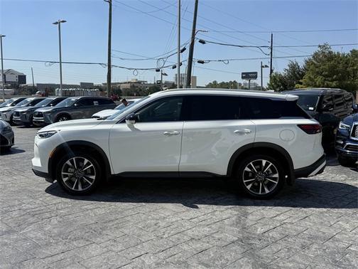 2025 INFINITI QX60 LUXE