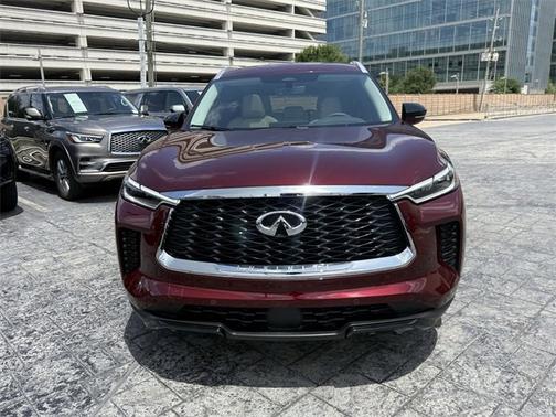 2024 INFINITI QX60 LUXE