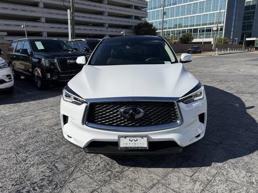 2023 INFINITI QX50 LUXE