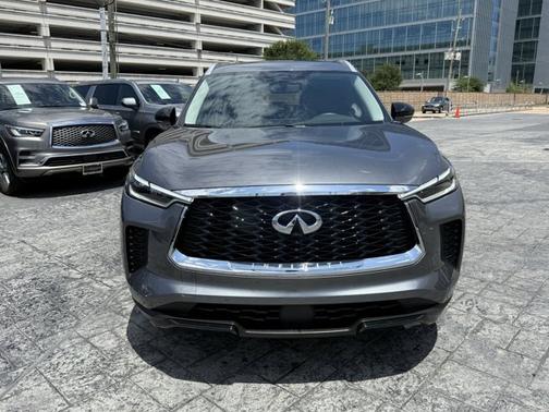 2024 INFINITI QX60 LUXE