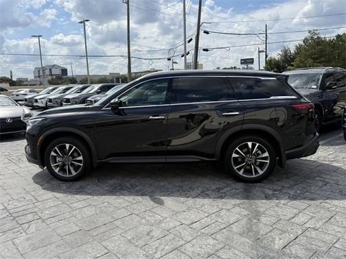 2025 INFINITI QX60 LUXE