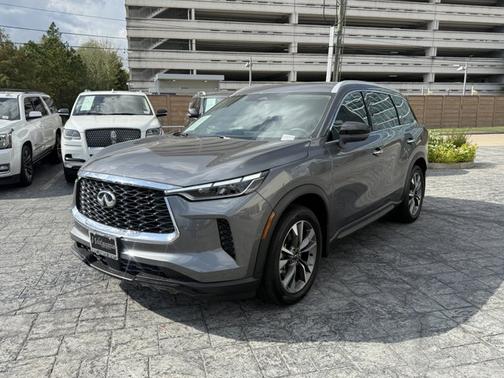 2025 INFINITI QX60 LUXE