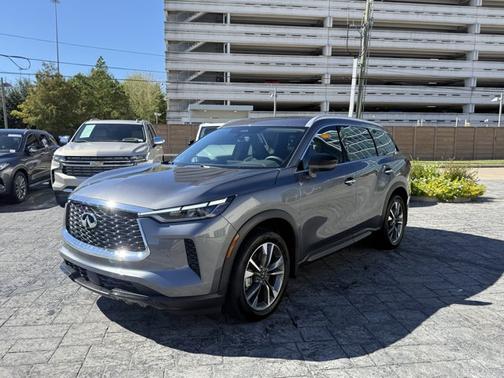 2025 INFINITI QX60 LUXE