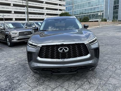 2024 INFINITI QX60 LUXE