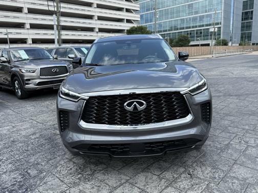 2024 INFINITI QX60 LUXE