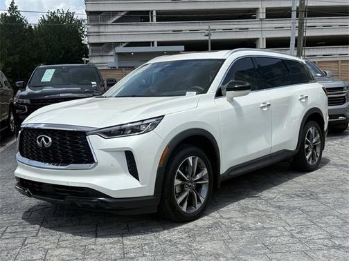 2024 INFINITI QX60 LUXE