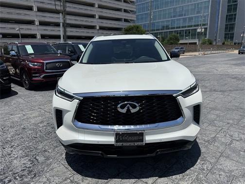 2024 INFINITI QX60 LUXE