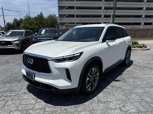 2024 INFINITI QX60 LUXE