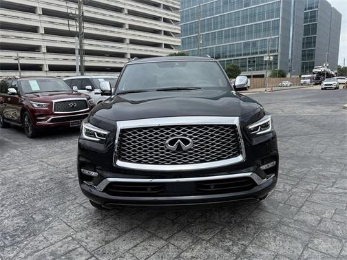 2024 INFINITI QX80 SENSORY
