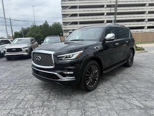 2024 INFINITI QX80 SENSORY