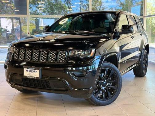 2021 Jeep Grand Cherokee Laredo