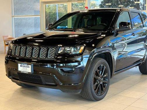 2021 Jeep Grand Cherokee Laredo