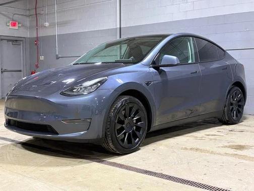 2023 Tesla Model Y Long Range AWD