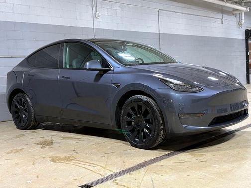 2023 Tesla Model Y Long Range AWD