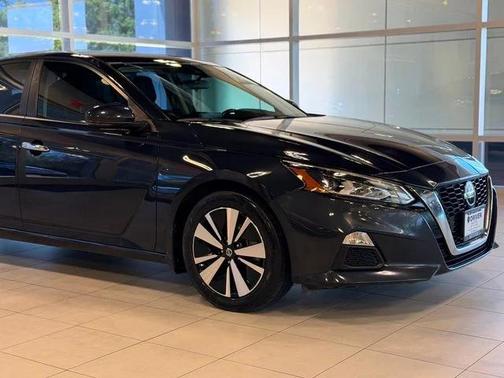 Storm Blue Metallic 2022 Nissan Altima 2.5 SV
