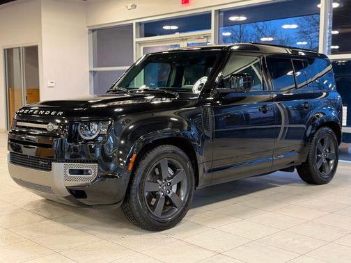 2022 Land Rover Defender 110 X-Dynamic SE