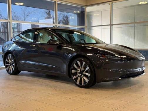 2025 Tesla Model 3 Long Range