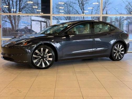 2025 Tesla Model 3 Long Range