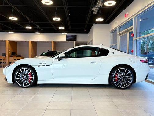 2024 Maserati GranTurismo Modena