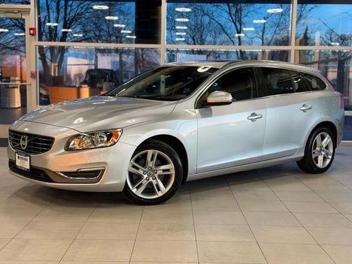 2015 Volvo V60 T5 Premier Plus