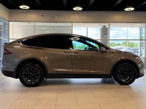 2016 Tesla Model X 90D