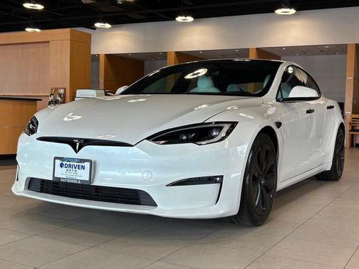 2022 Tesla Model S Dual Motor All-Wheel Drive