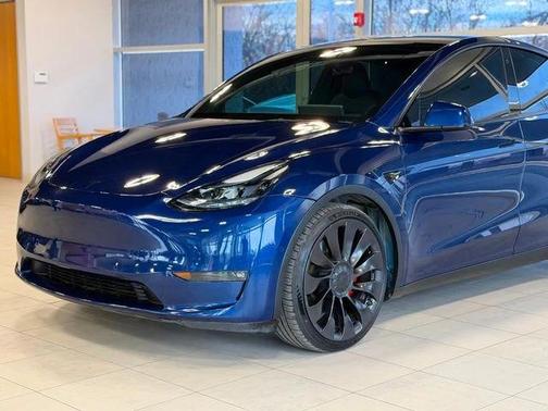 2022 Tesla Model Y Performance Dual Motor All-Wheel Drive