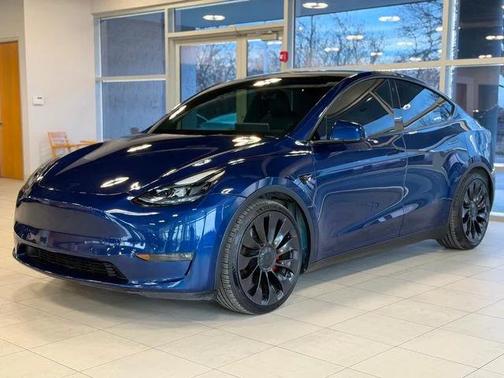 2022 Tesla Model Y Performance Dual Motor All-Wheel Drive