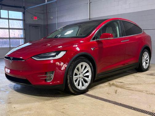 2018 Tesla Model X 75D AWD