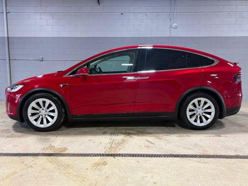 2018 Tesla Model X 75D AWD