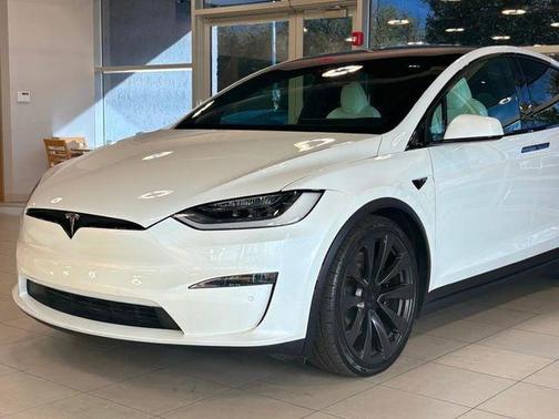 2022 Tesla Model X Dual Motor All-Wheel Drive