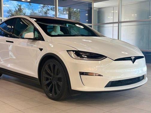 2022 Tesla Model X Dual Motor All-Wheel Drive