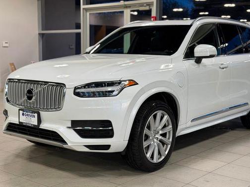 2019 Volvo XC90 Hybrid T8 Inscription