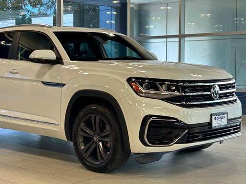 2020 Volkswagen Atlas Cross Sport 3.6L V6 SE w/Technology R-Line