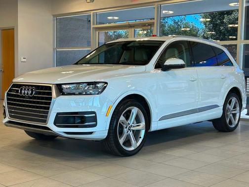 2019 Audi Q7 55 Prestige