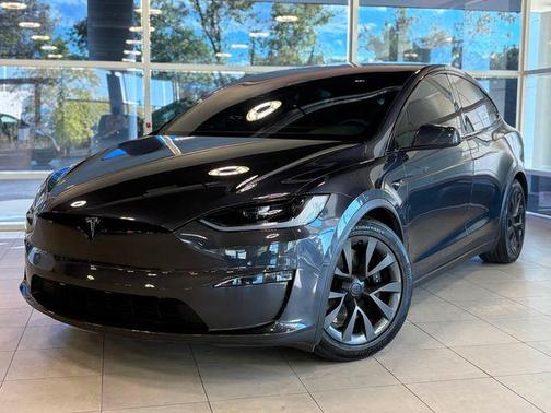 2024 Tesla Model X Long Range