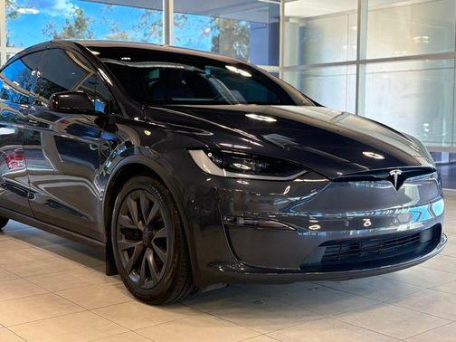 2024 Tesla Model X Long Range