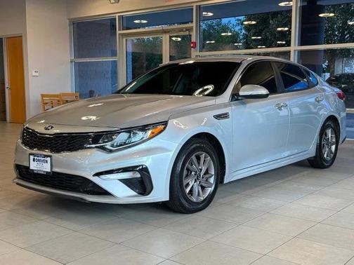 2020 Kia Optima LX