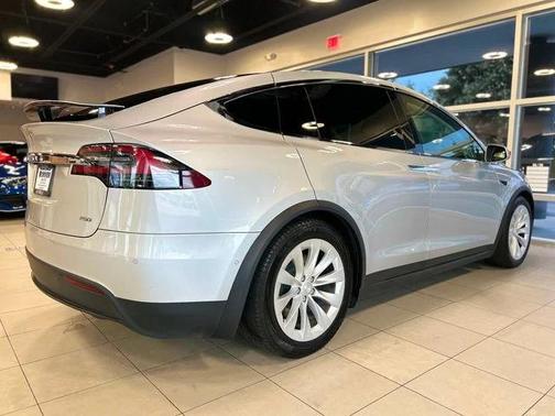 2018 Tesla Model X 75D