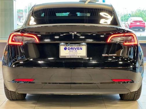 2020 Tesla Model 3 Performance