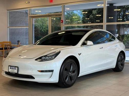 2019 Tesla Model 3 Standard Range Plus