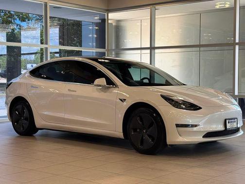 2019 Tesla Model 3 Standard Range Plus