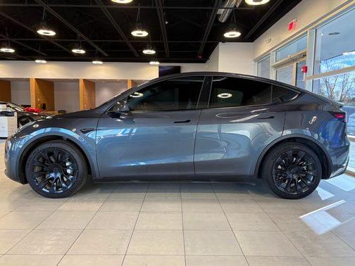 2021 Tesla Model Y Long Range Dual Motor All-Wheel Drive